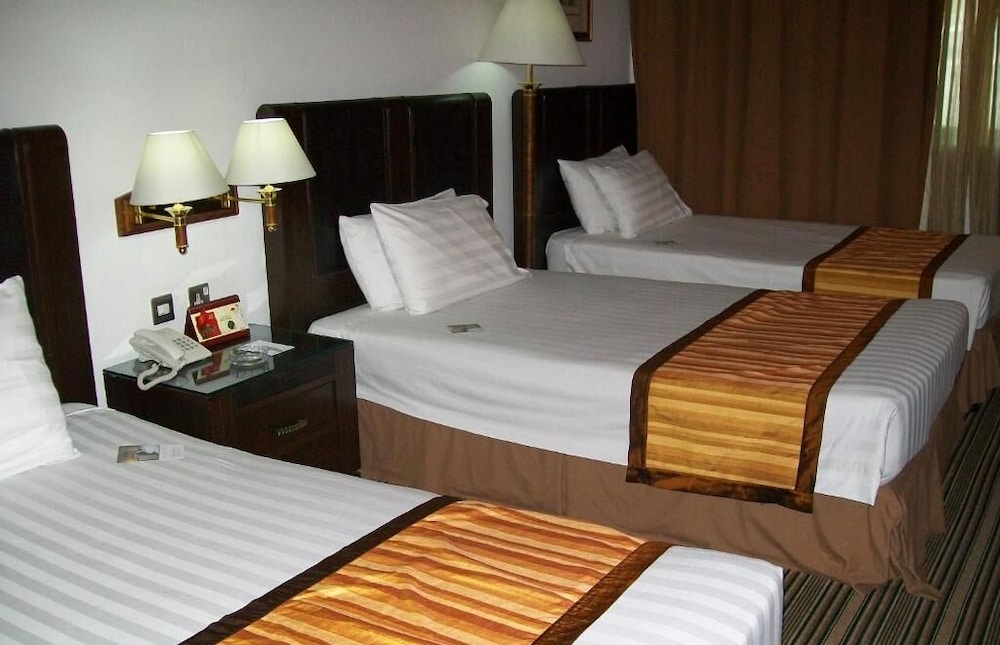 Knight Armour Hotel 7