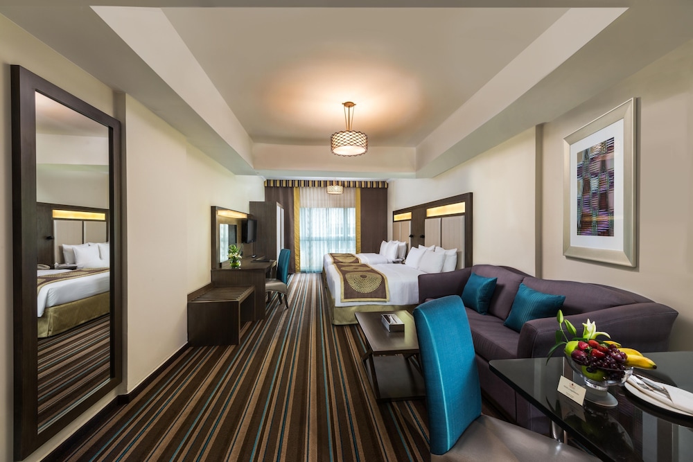 Savoy Central Hotel Apartments 8