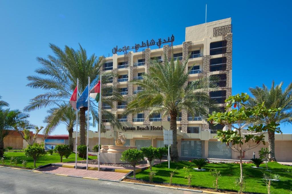 Ajman Beach Hotel 8