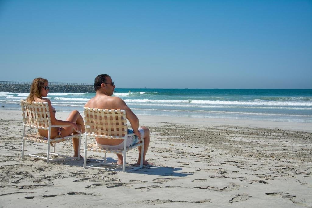 Ajman Beach Hotel 3