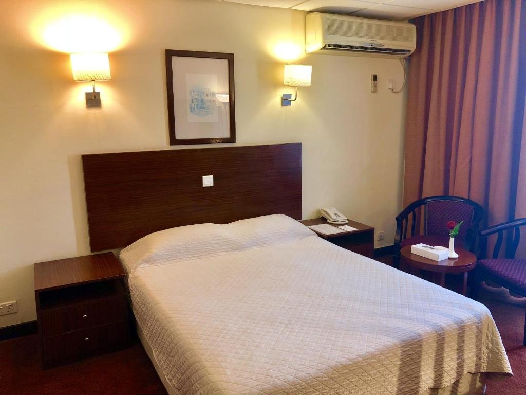 Ajman Beach Hotel 1
