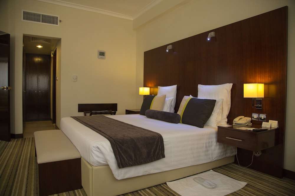 Aravi Hotel 15