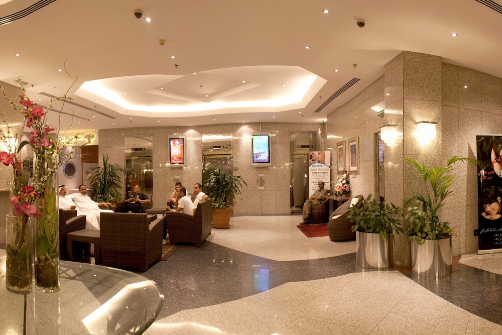 Aravi Hotel 4