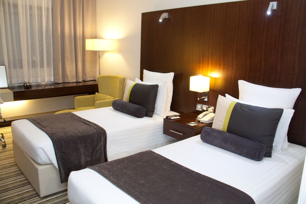 Aravi Hotel 11