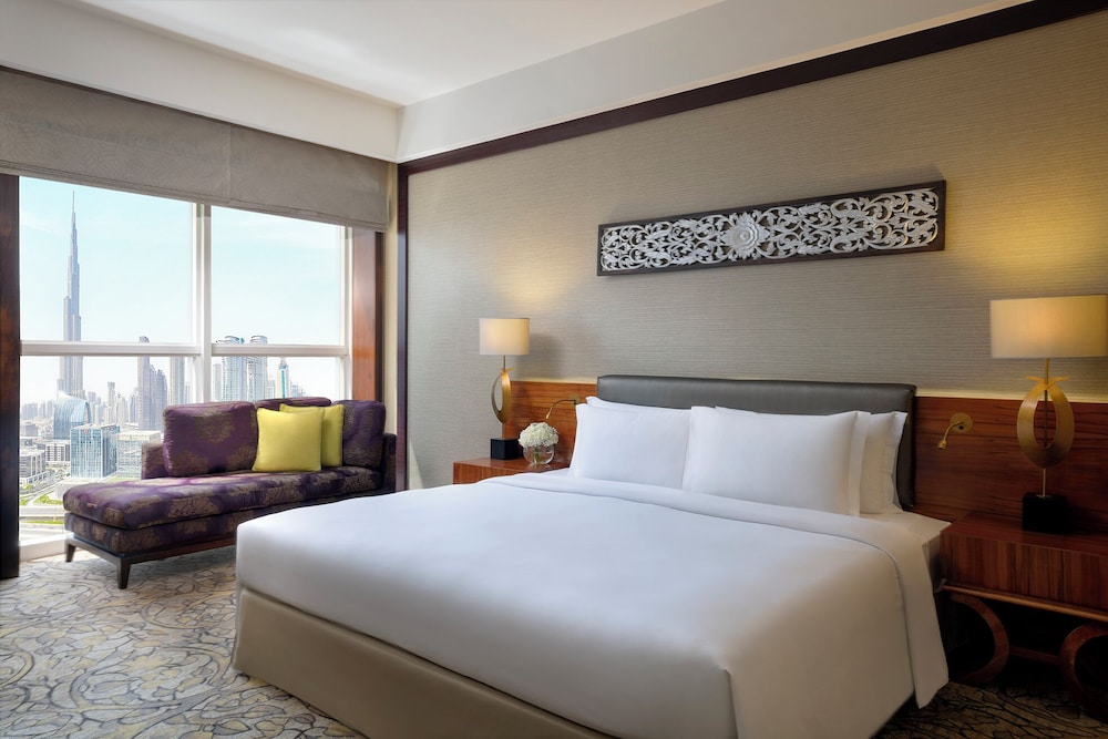 Dusit Thani Dubai 12