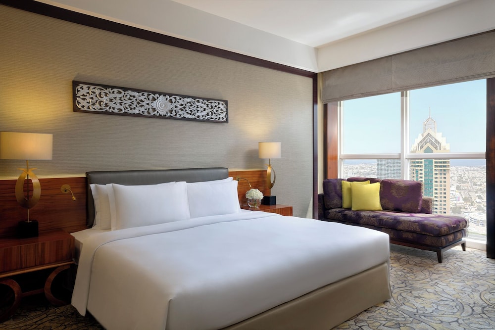 Dusit Thani Dubai 15