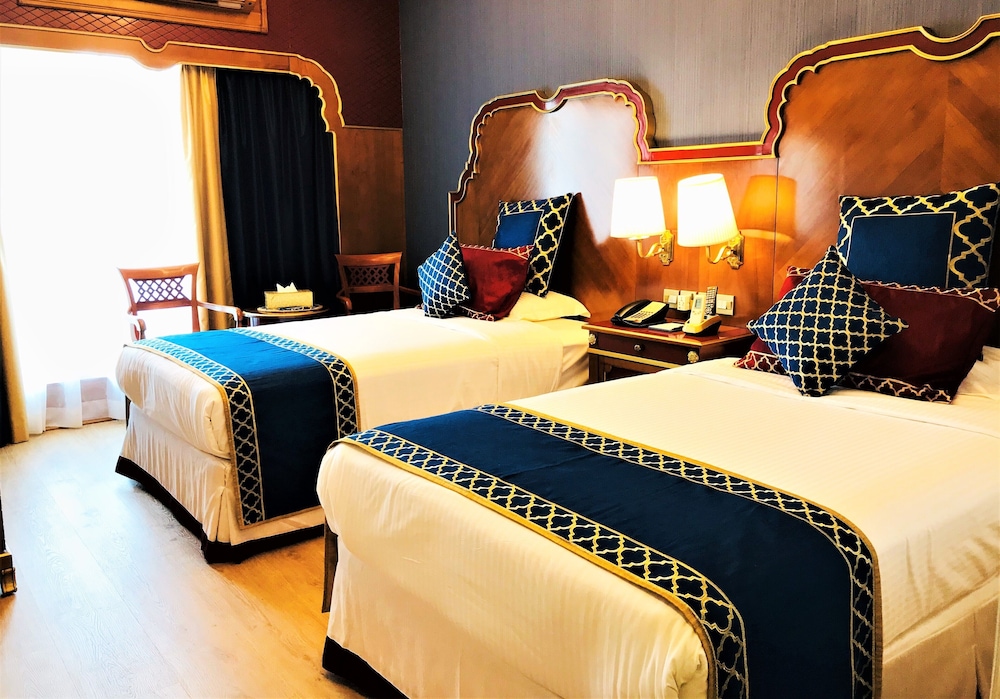Riviera Hotel 16