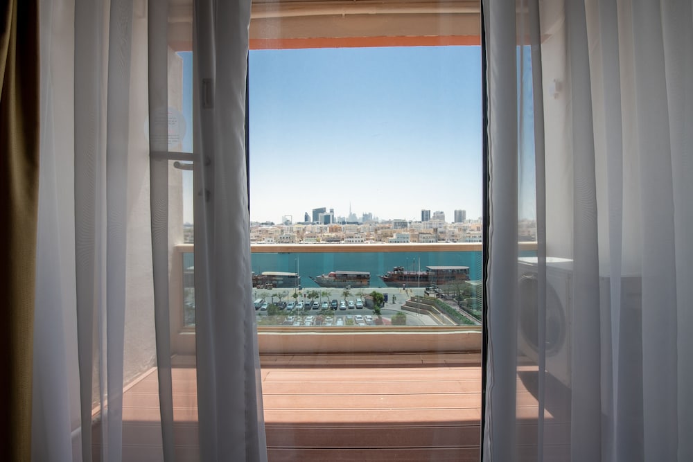 Riviera Hotel 21