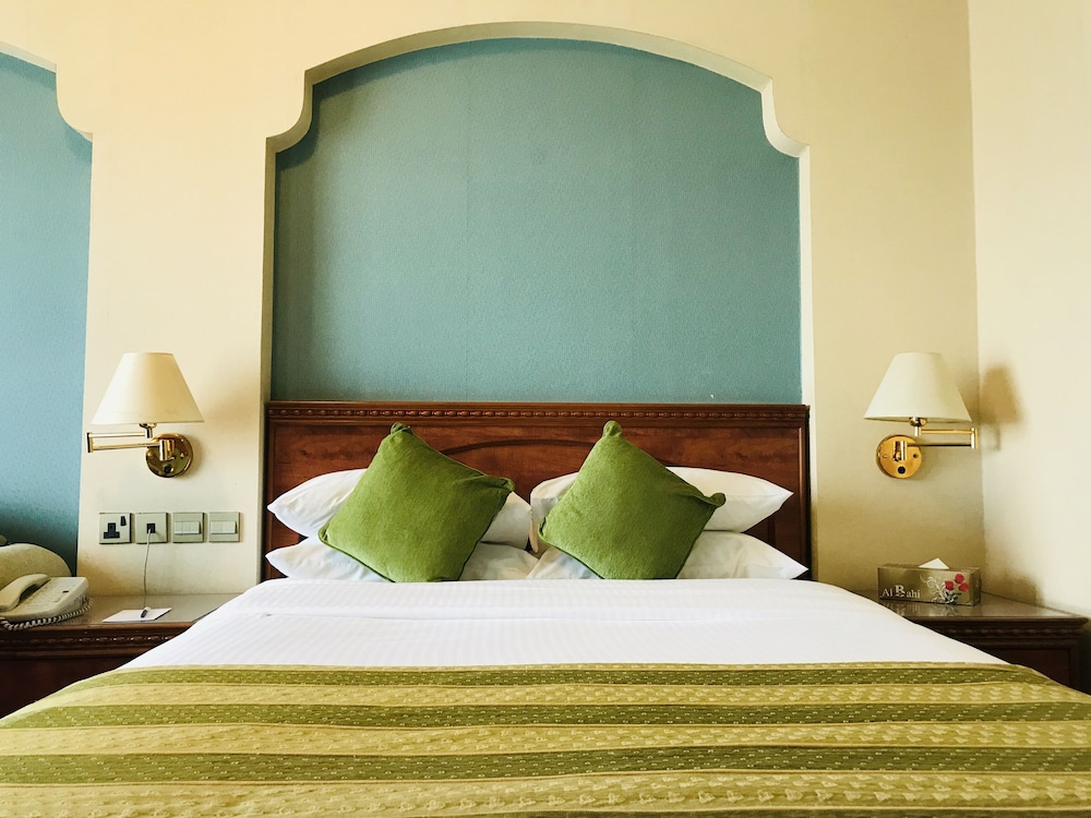 Riviera Hotel 12