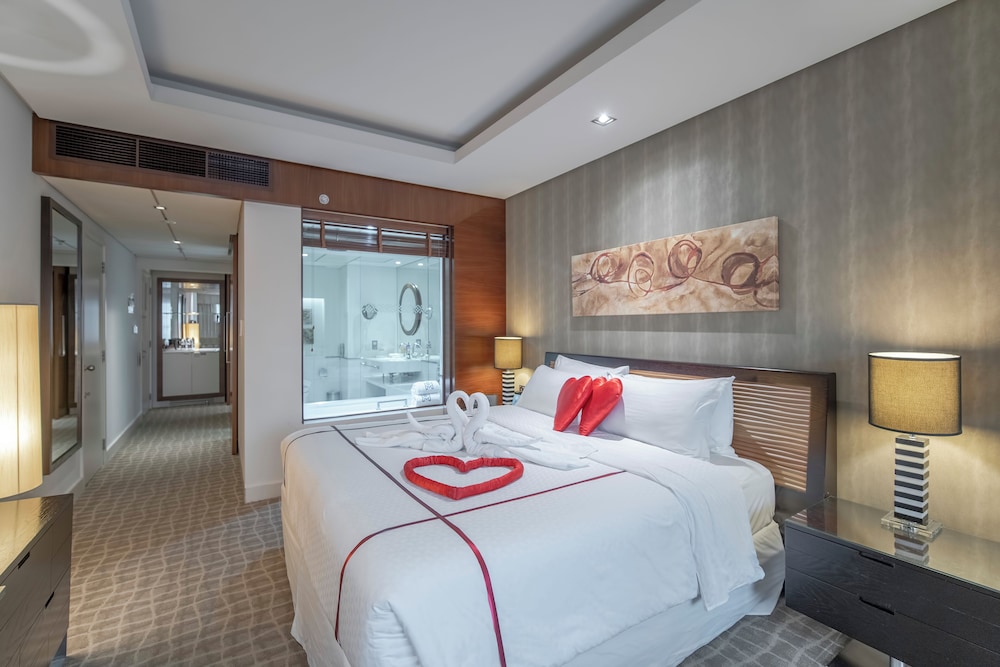 Majestic Premier Hotel 22