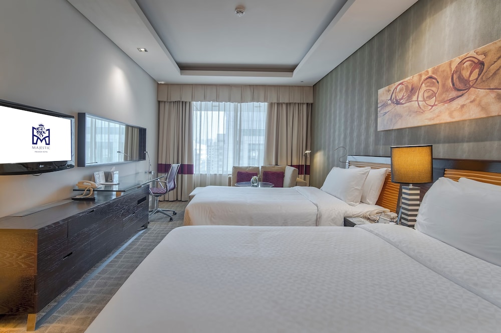Majestic Premier Hotel 14