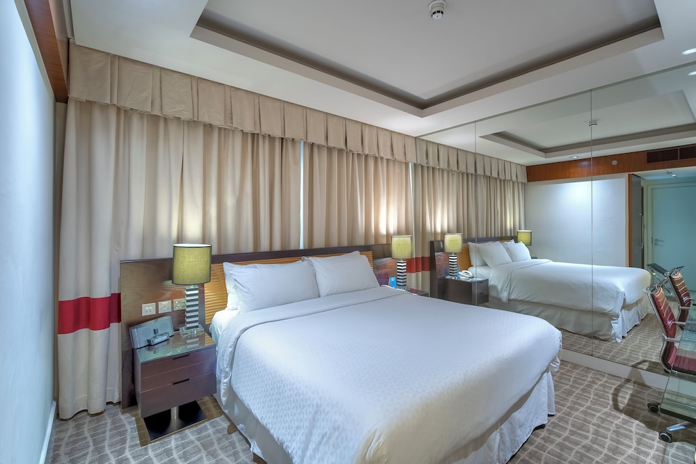 Majestic Premier Hotel 21