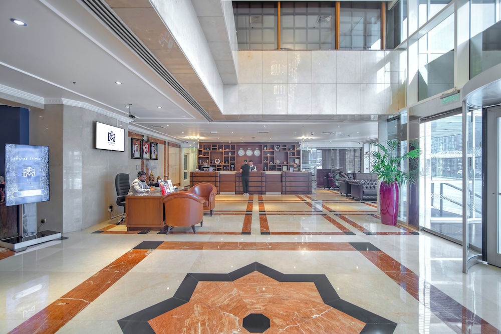 Majestic Premier Hotel 7