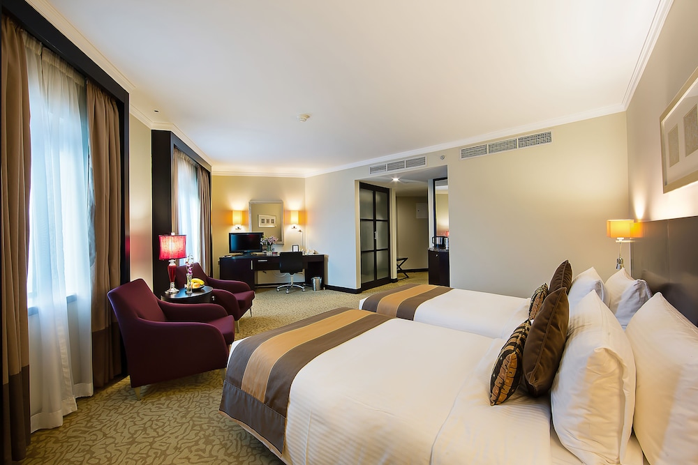 Ramada Plaza by Wyndham Dubai Deira 13
