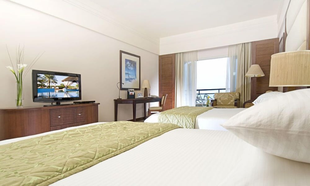 Danat Jebel Dhanna Resort 18