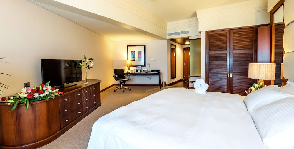 Danat Jebel Dhanna Resort 8