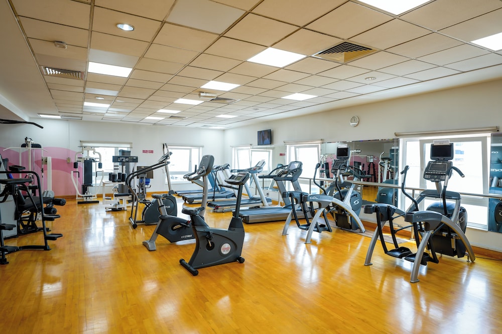 Al Bustan Center & Residence 17