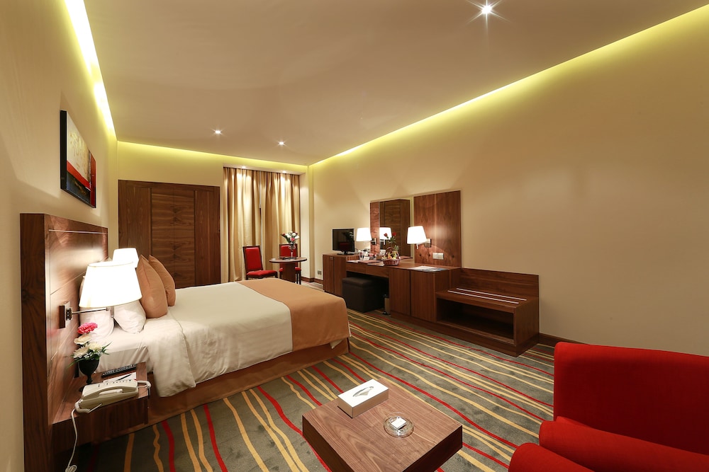 Al Khaleej Palace Deira Hotel 14