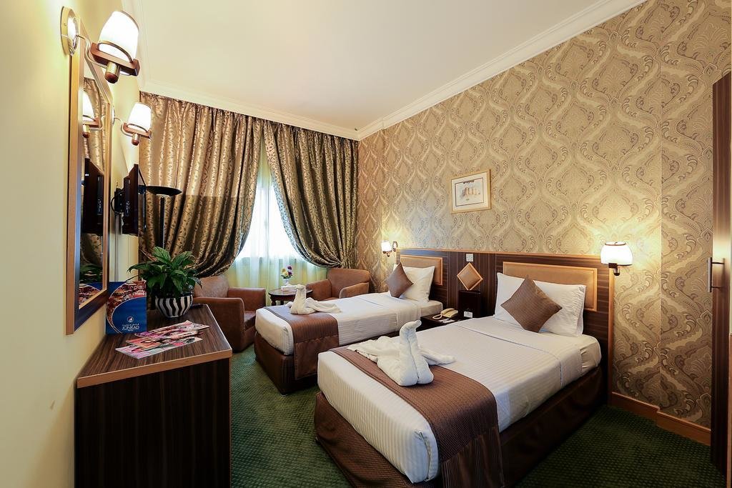 Elite Jonrad Hotel 2