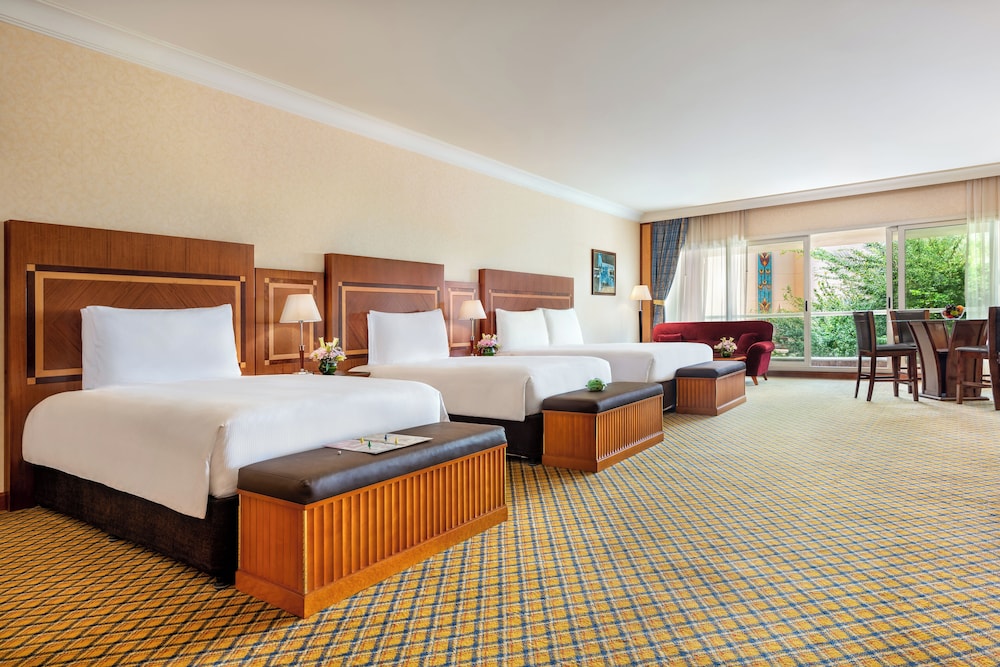 Al Raha Beach Resort & Spa 13