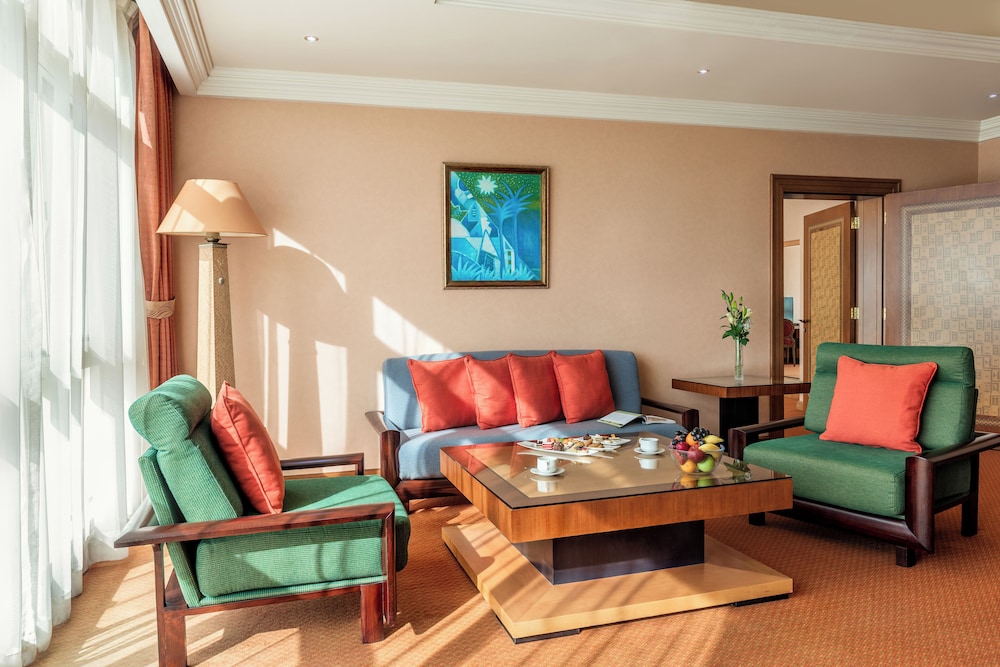 Al Raha Beach Resort & Spa 11