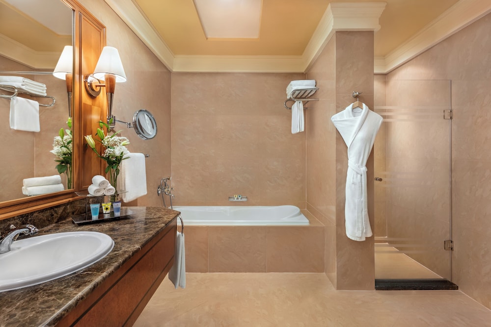 Al Raha Beach Resort & Spa 7