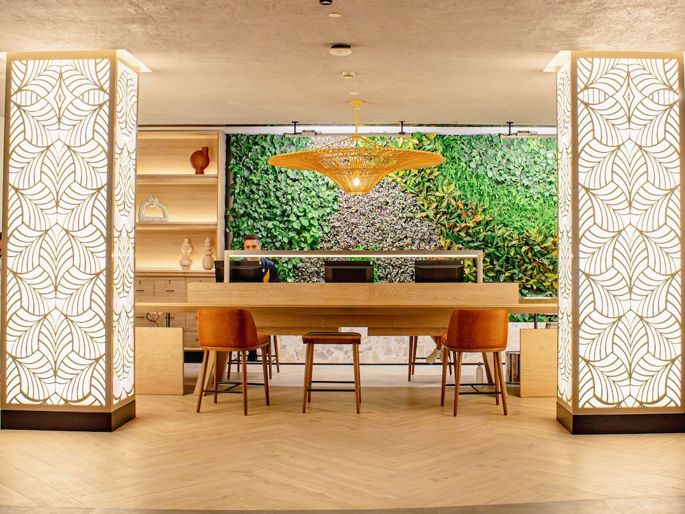 ibis World Trade Centre Dubai 2