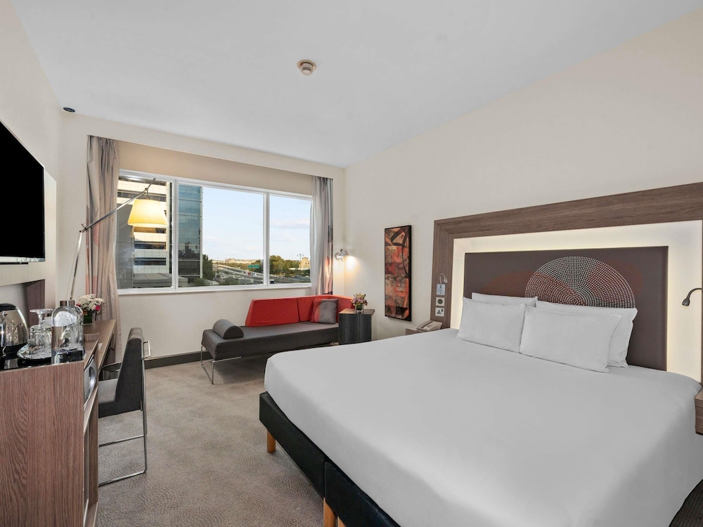 Novotel World Trade Centre Dubai 23