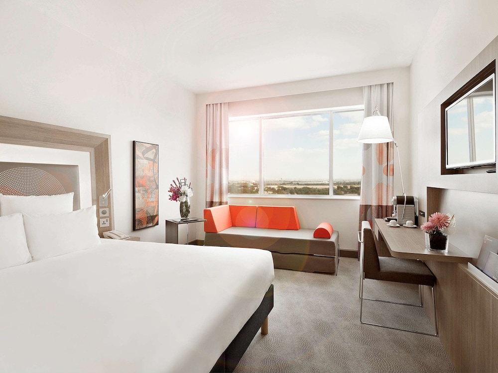 Novotel World Trade Centre Dubai 9