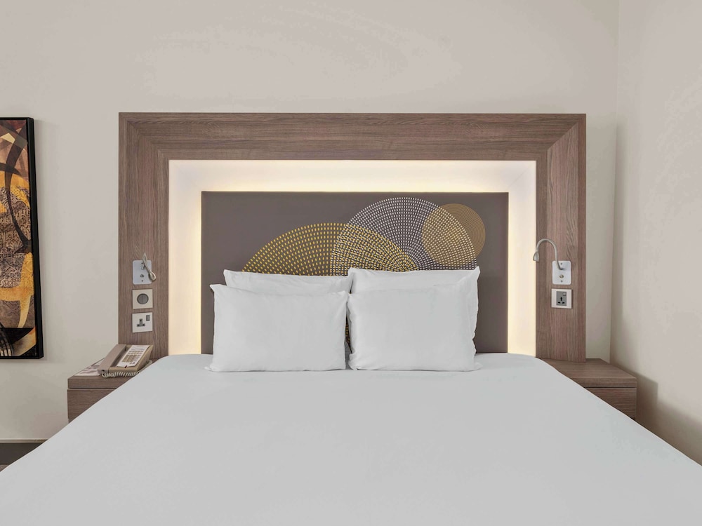 Novotel World Trade Centre Dubai 21