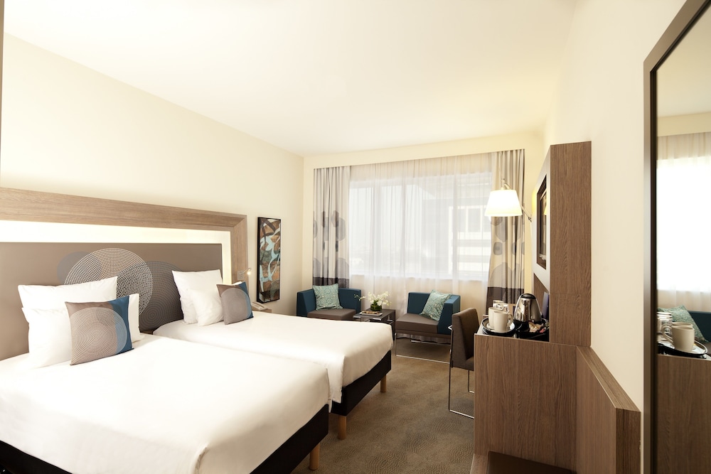 Novotel World Trade Centre Dubai 6