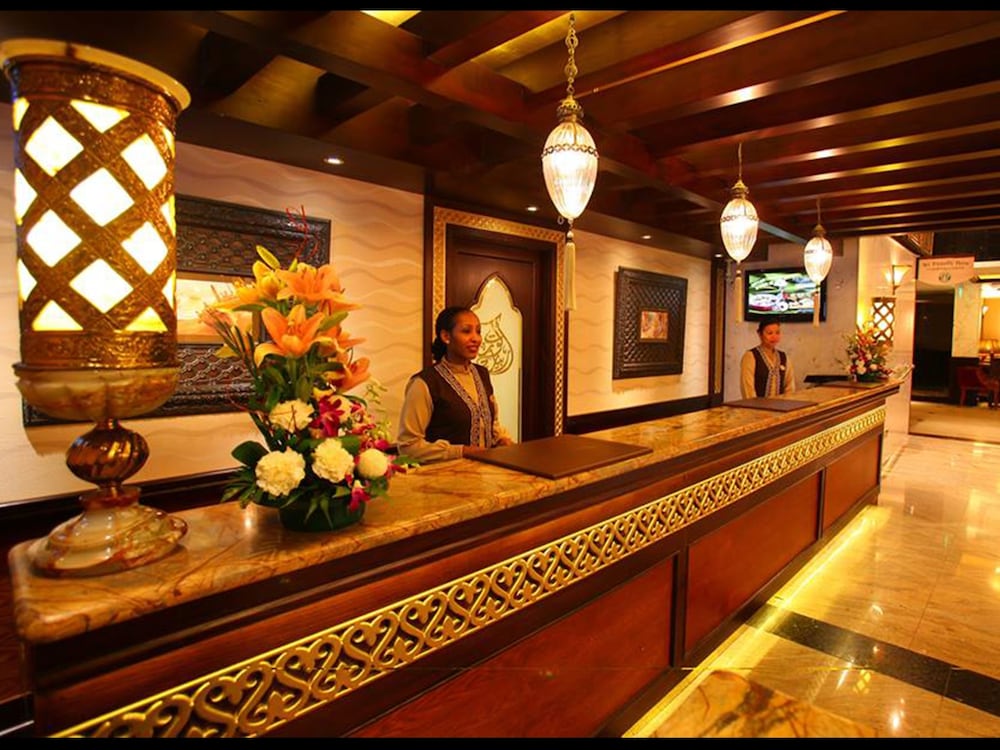Arabian Courtyard Hotel & Spa 3