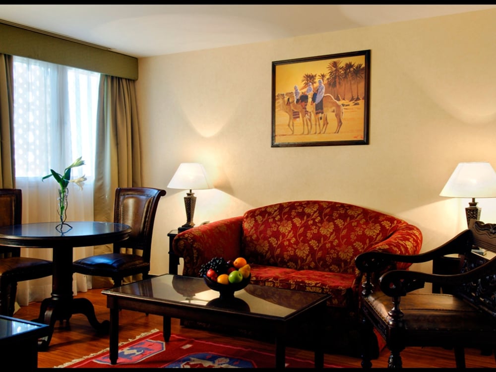 Arabian Courtyard Hotel & Spa 12