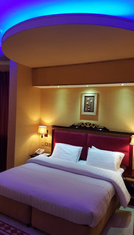 Comfort Inn Hotel Dubai 5