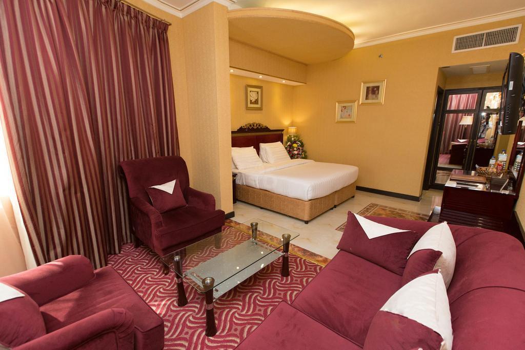 Comfort Inn Hotel Dubai 11
