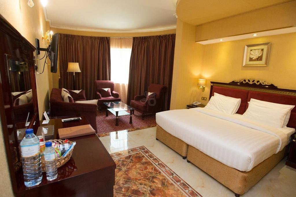 Comfort Inn Hotel Dubai 9