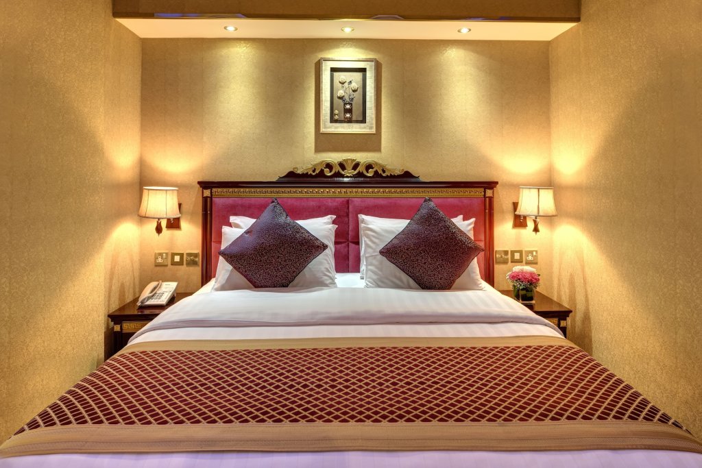 Comfort Inn Hotel Dubai 4
