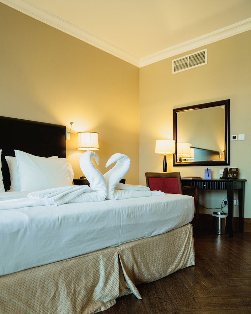 Sheraton Khalidiya Hotel 16