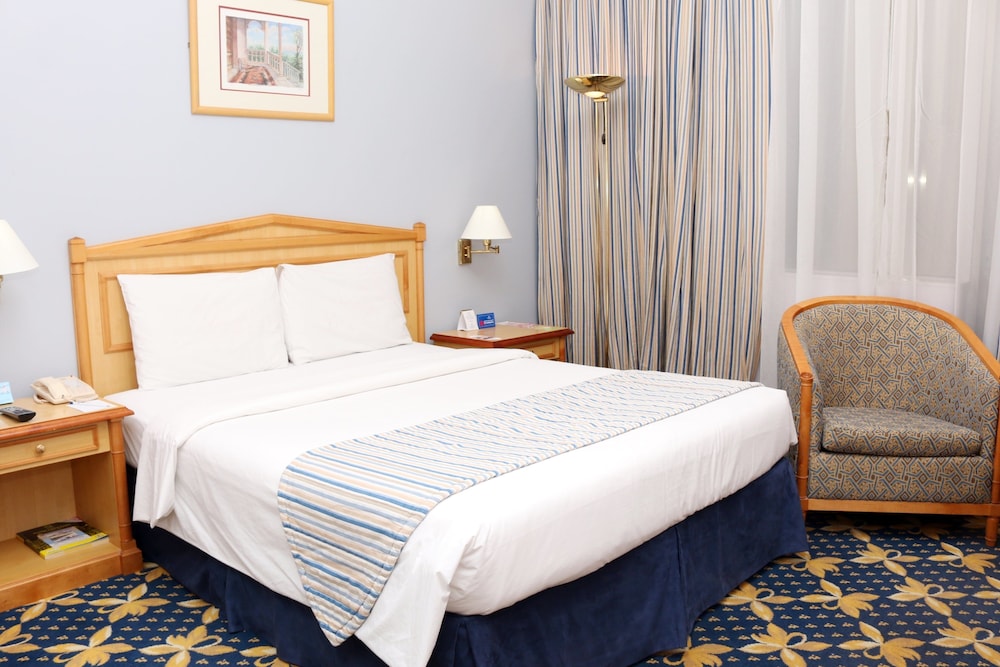 Grand Continental Hotel 14