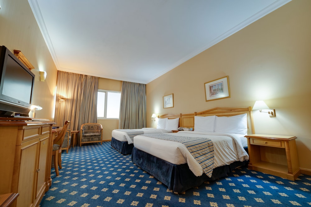 Grand Continental Hotel 13