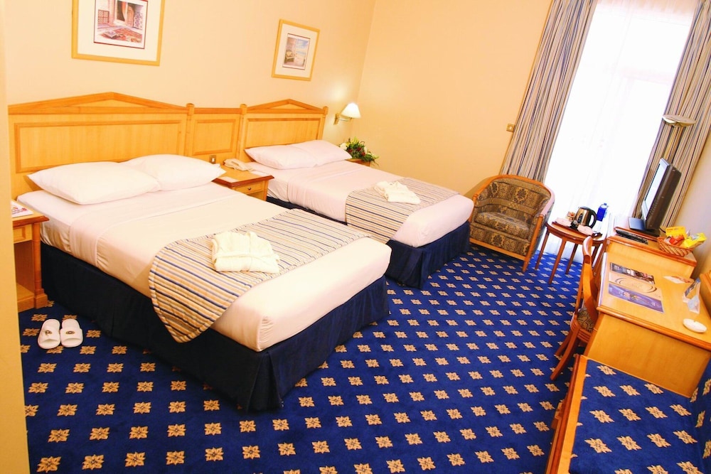 Grand Continental Hotel 15