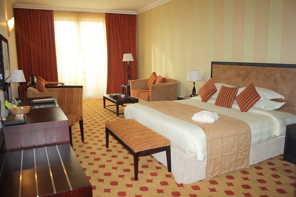 Grand Continental Hotel 21