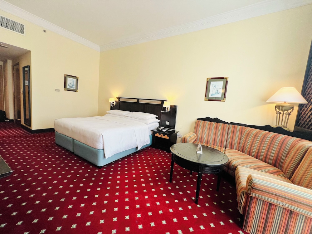 Millennium Airport Hotel Dubai 17