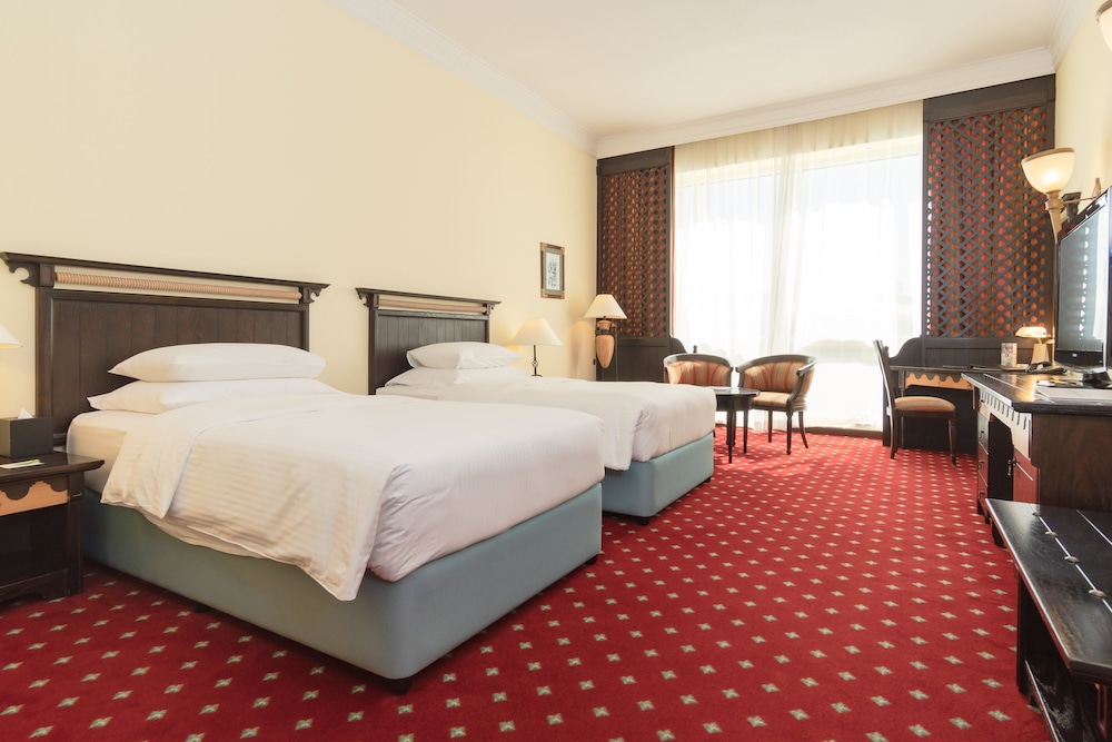 Millennium Airport Hotel Dubai 6