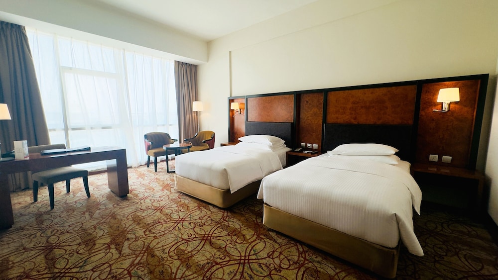 Millennium Airport Hotel Dubai 14