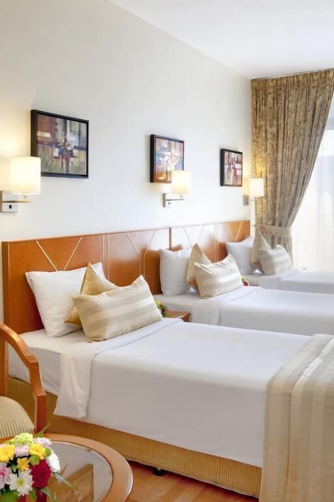Landmark Hotel Baniyas 12