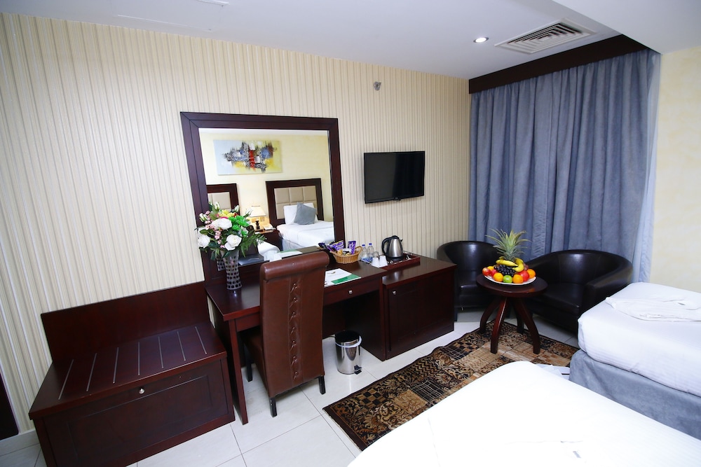 Royal Falcon Hotel 17