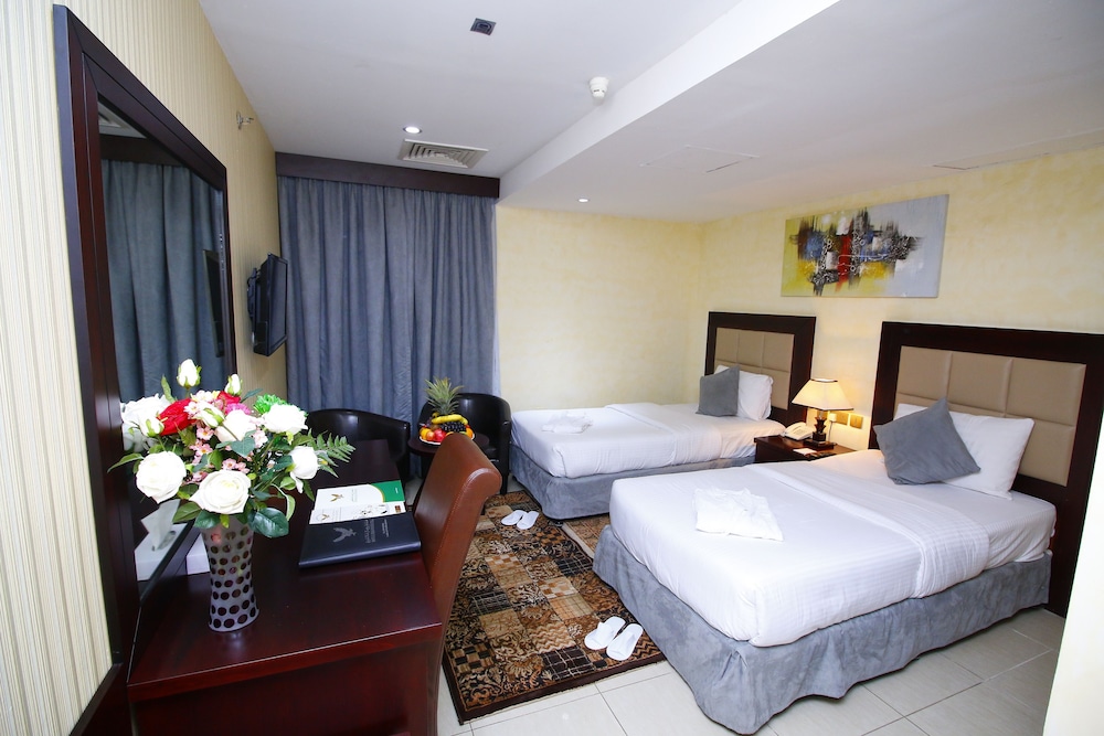Royal Falcon Hotel 14
