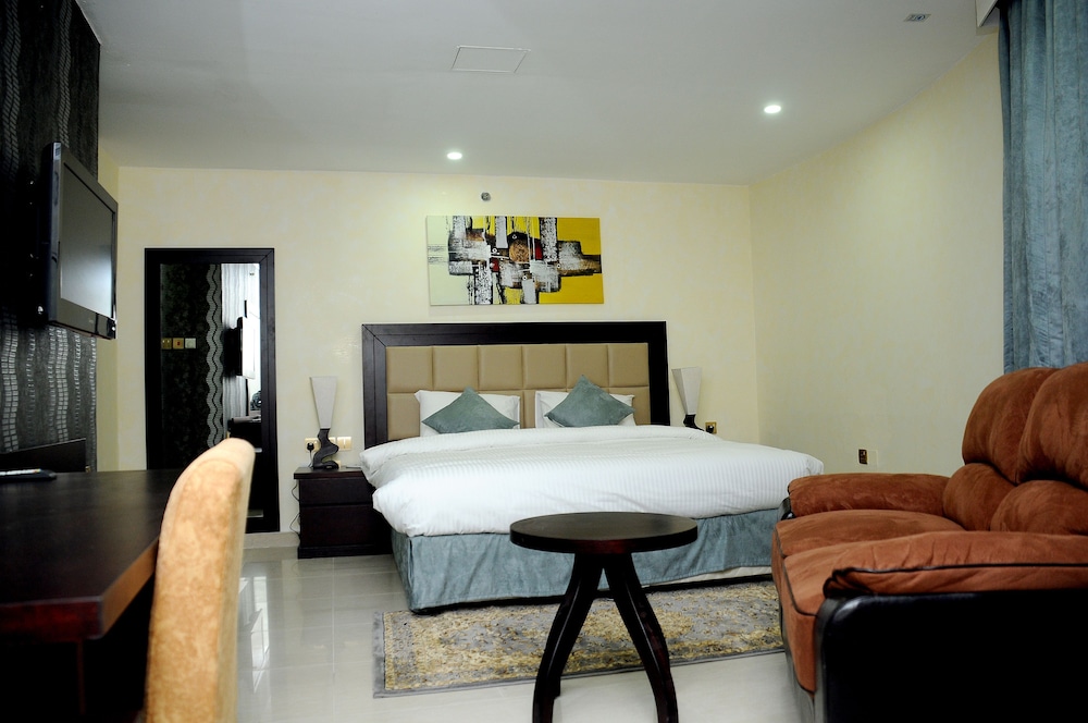 Royal Falcon Hotel 6