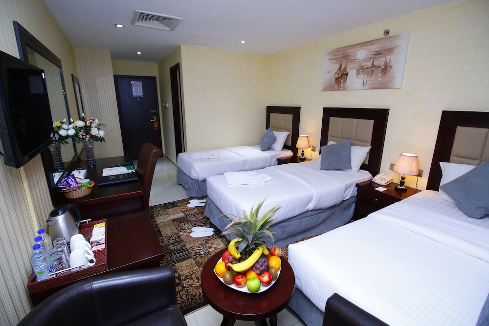 Royal Falcon Hotel 13